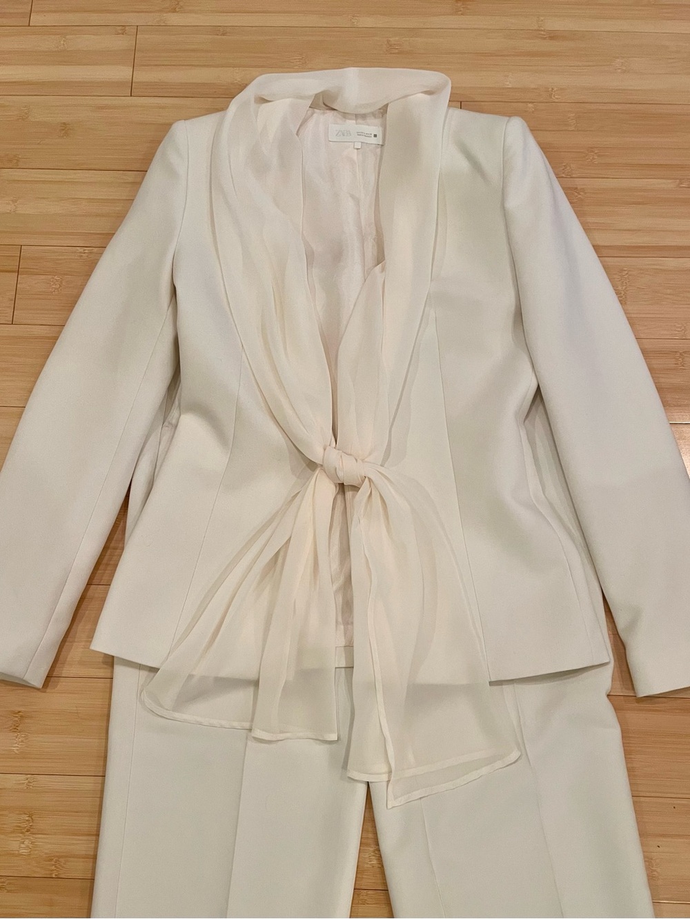ZARA WHITE PANT SUIT SET SIZE SMALL - Picture 3 of 12